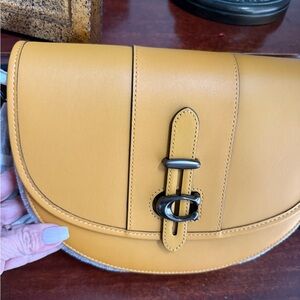 NWT Coach 1941 Glove tanned leather Crossbody Bag iSignature Turn-Lock